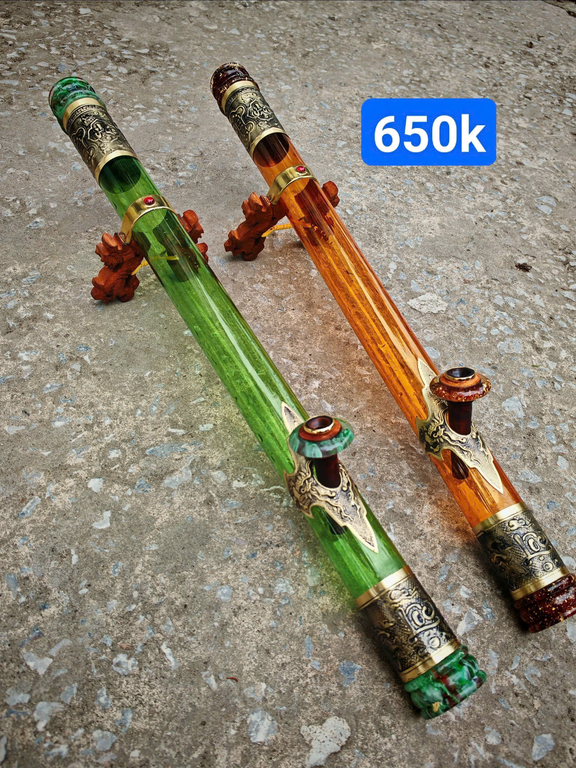 điếu cày trong suốt chất liệu mica điếu cày mica trong suốt